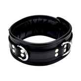 bound-leather-collar