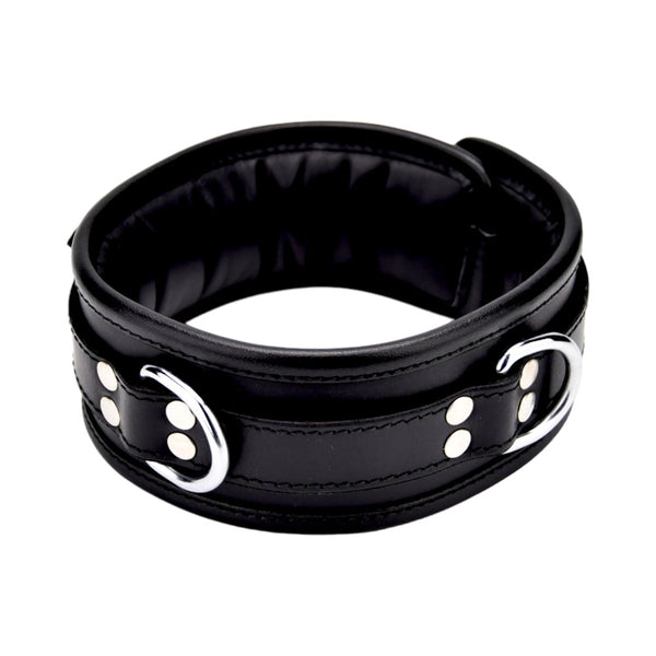 bound-leather-collar